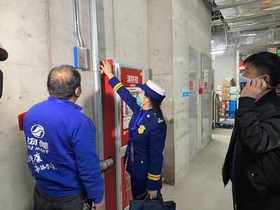 北京昌平消防為7家大型商業綜合體做“體檢”，筑牢安全防線，提升管理服務